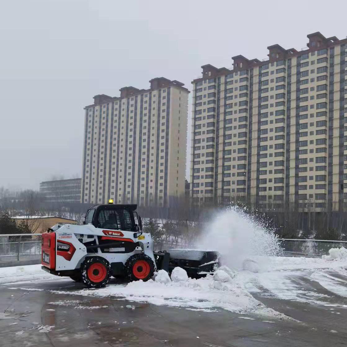 乌鲁木齐山猫扫雪设备